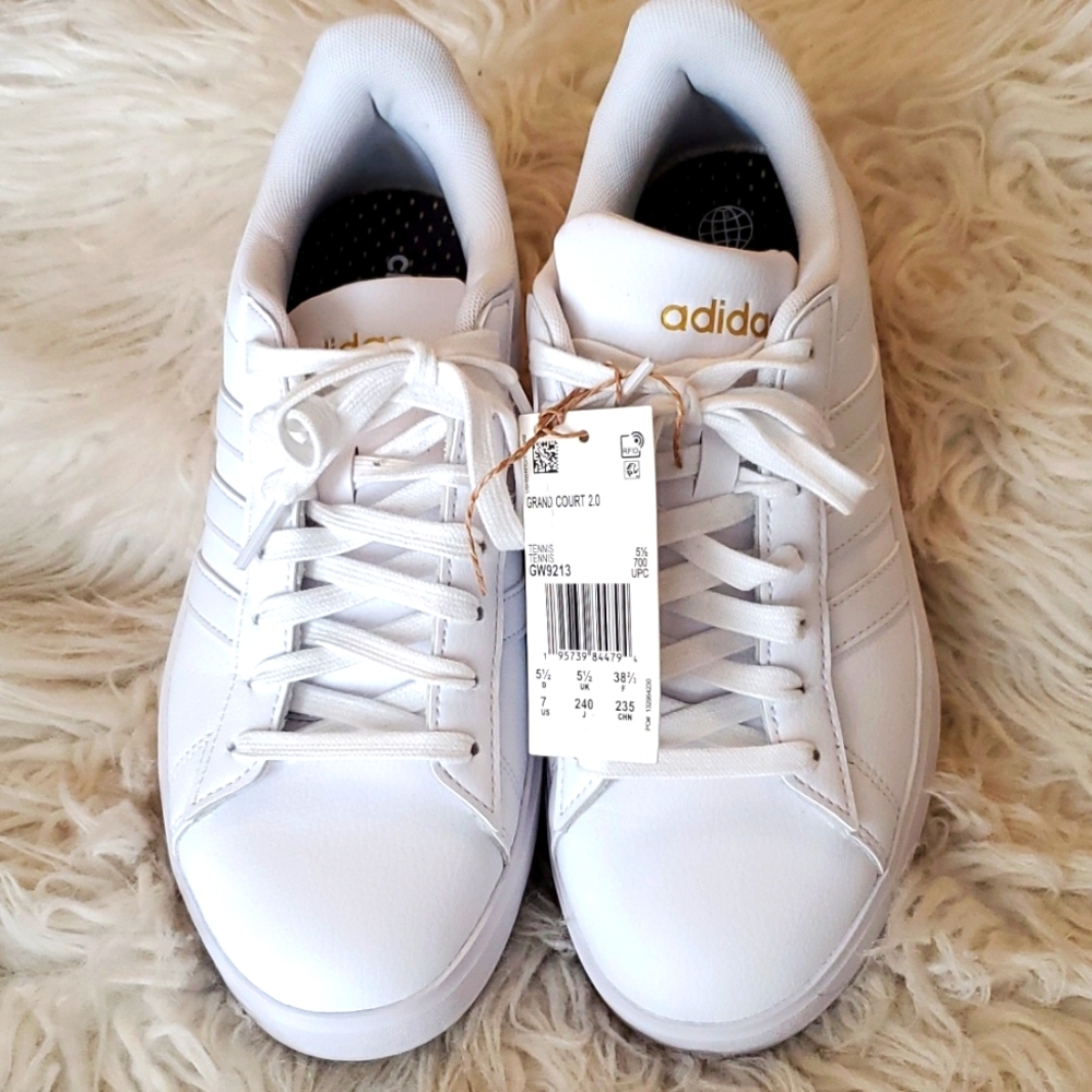 Adidas Grand Court size 7